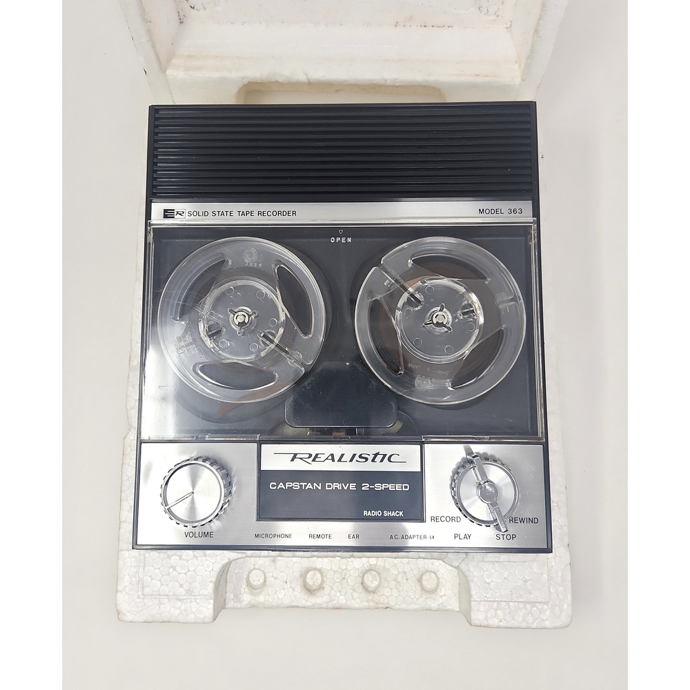 Realistic Vintage 1970s Reel-to-Reel Analog Recorder Portable Solid State 363
